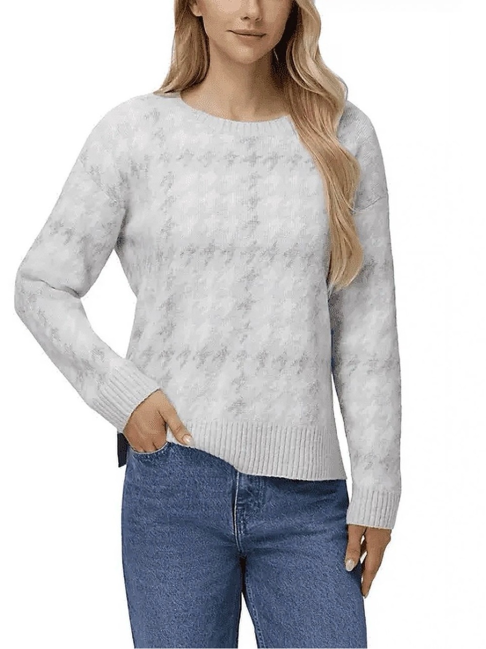 NWT 525 Women's Sweater